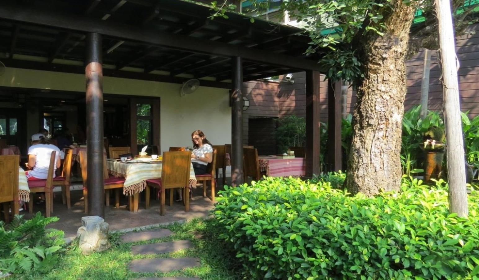 Viang Thapae Resort Чиангмай Экстерьер фото