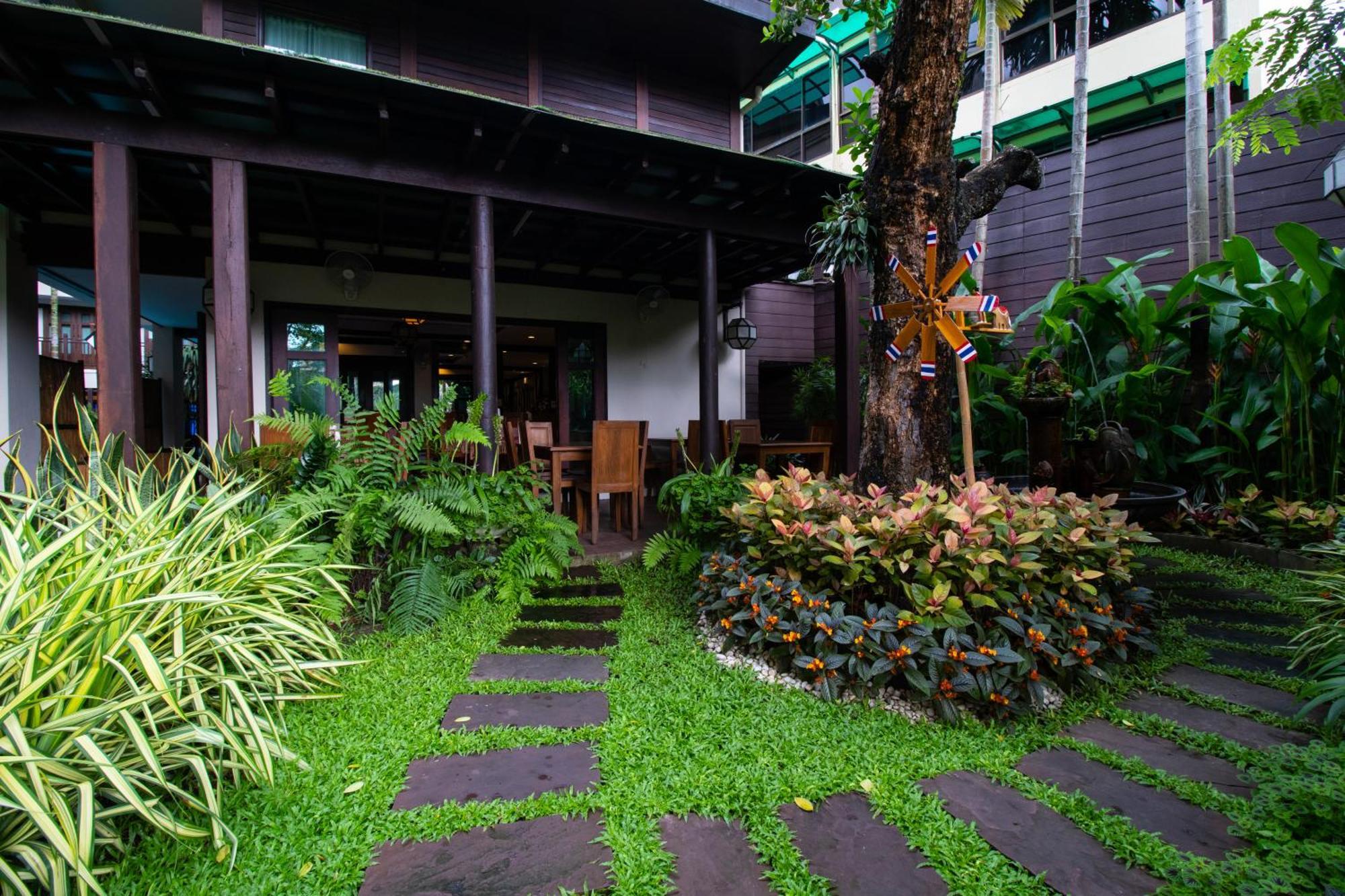 Viang Thapae Resort Чиангмай Экстерьер фото